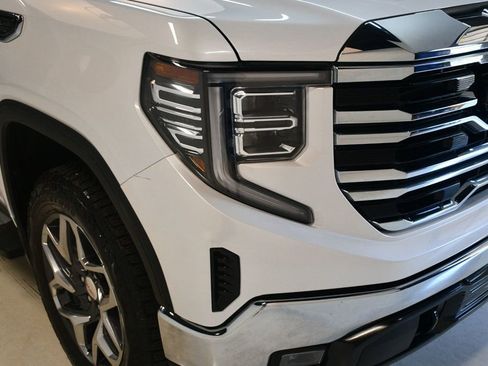 Used 2023 GMC Sierra 1500 SLT w/ SLT Premium Package image 13