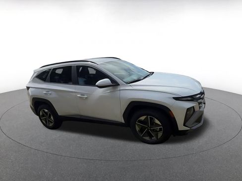 Used 2025 Hyundai Tucson SEL image 2