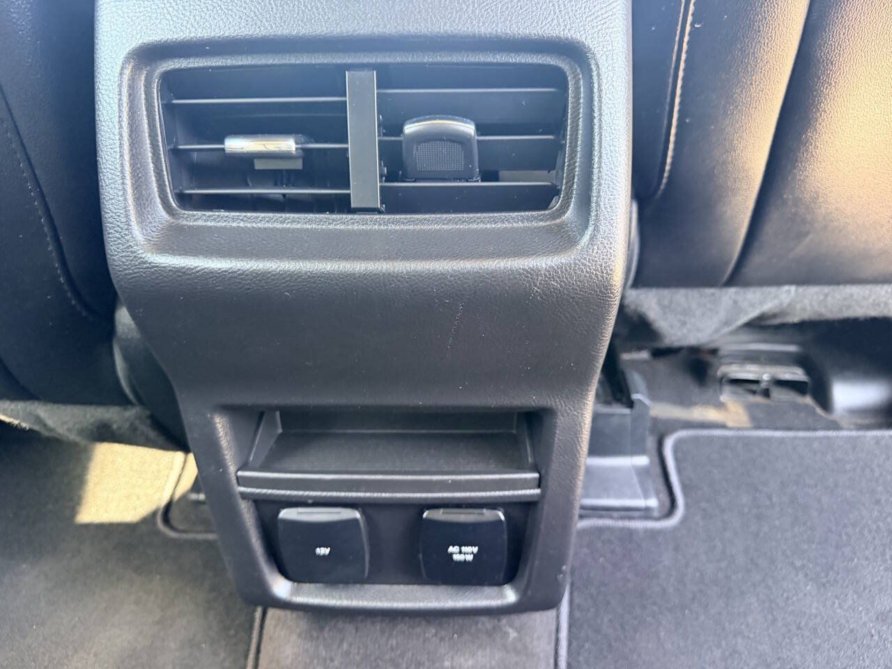Used 2019 Ford Edge SEL w/ Equipment Group 201A AWD/4WD image 37