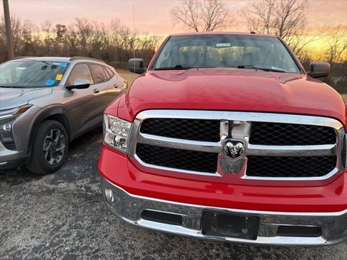 Used 2019 RAM 1500 Tradesman w/ Tradesman SXT Package image 5