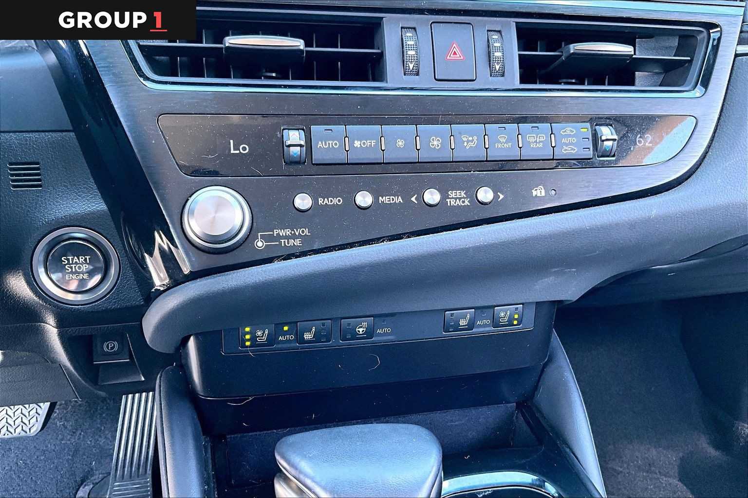 Used 2023 Lexus ES 350 w/ Premium Package FWD image 32