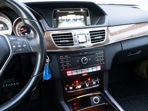 Used 2016 Mercedes-Benz E 350 E 350 image 3