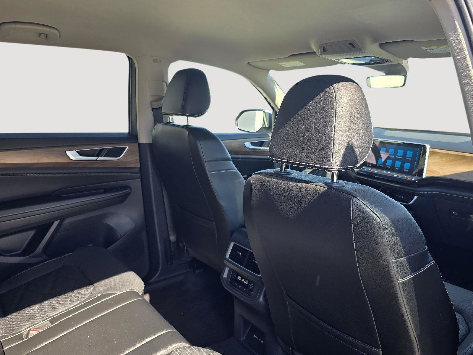 Certified 2024 Volkswagen Atlas SE AWD/4WD image 23