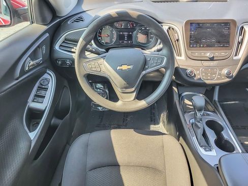 Used 2024 Chevrolet Malibu LT image 13