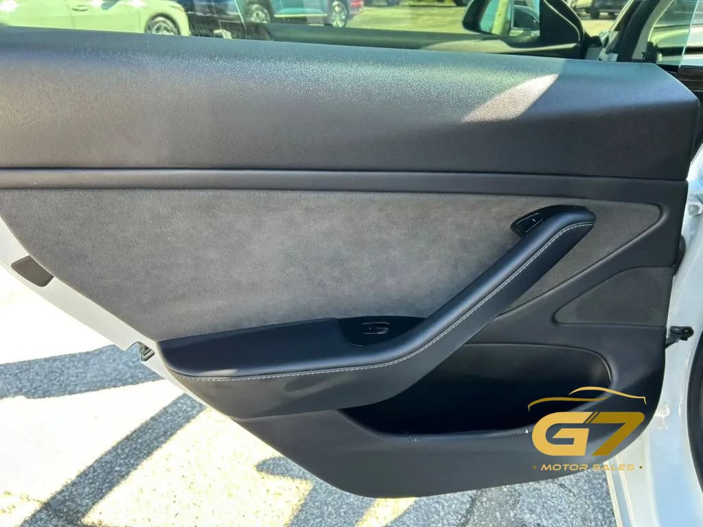 Used 2019 Tesla Model 3 Mid Range RWD image 14