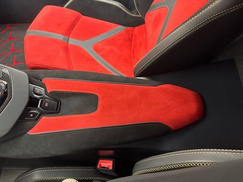 Used 2019 Lamborghini Aventador SVJ image 64