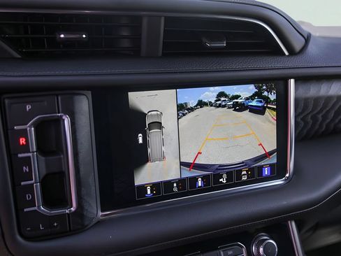 Used 2024 GMC Yukon Denali AWD/4WD image 20