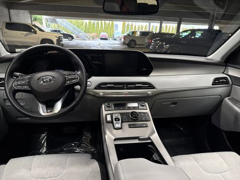 Used 2022 Hyundai Palisade SEL w/ Cargo Package image 15