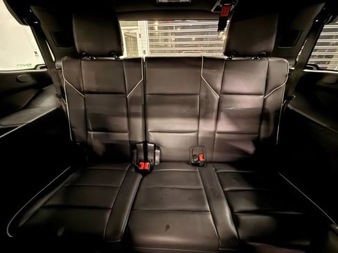 Used 2023 Cadillac Escalade Premium Luxury image 26