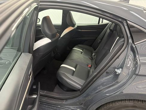 Used 2026 Toyota Camry SE w/ Convenience Package image 20