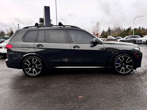 Used 2022 BMW X7 xDrive40i w/ M Sport Package image 15
