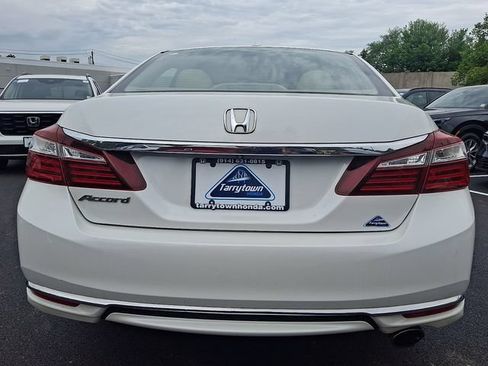 Used 2017 Honda Accord EX-L image 5