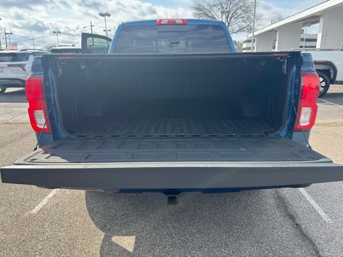 Certified 2018 Chevrolet Silverado 1500 High Country image 36