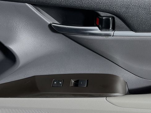 Used 2023 Toyota Camry SE w/ Convenience Package image 28