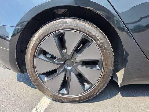 Used 2024 Tesla Model 3 Long Range AWD/4WD image 7