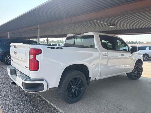 Used 2026 Chevrolet Silverado 1500 RST w/ Dark Appearance Package AWD/4WD image 4