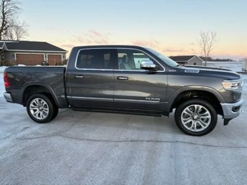 Used 2022 RAM 1500 Limited image 12