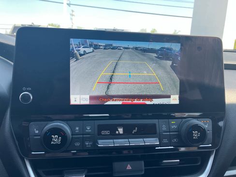 Certified 2024 Toyota Grand Highlander XLE image 21