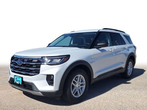 New 2026 Ford Explorer Active w/ Active Comfort Package RWD image 2