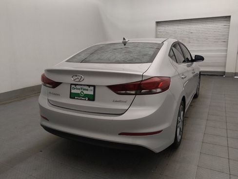 Used 2017 Hyundai Elantra Limited FWD image 9