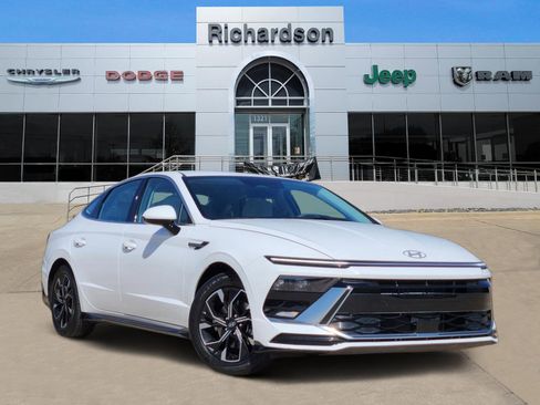 Used 2024 Hyundai Sonata SEL image 1