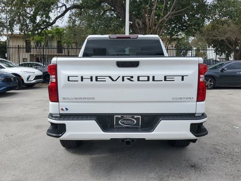 Used 2024 Chevrolet Silverado 1500 Custom w/ Turbomax Blackout Package image 8