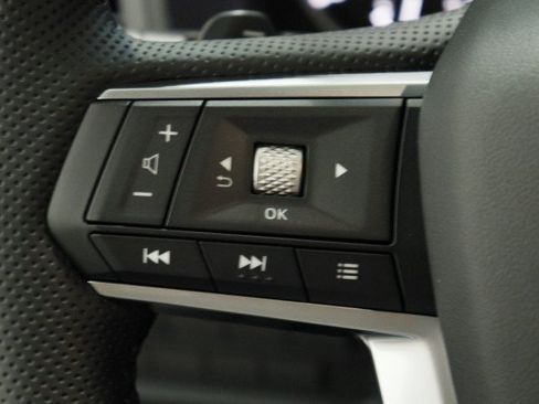 New 2026 Mitsubishi Outlander LE FWD image 9