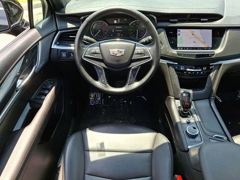 Used 2023 Cadillac XT5 Premium Luxury AWD/4WD image 11