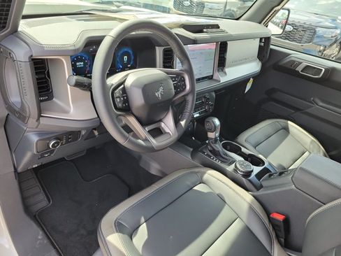 New 2026 Ford Bronco Outer Banks AWD/4WD image 18