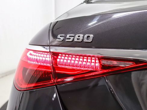 Used 2023 Mercedes-Benz S 580 4MATIC Sedan image 11
