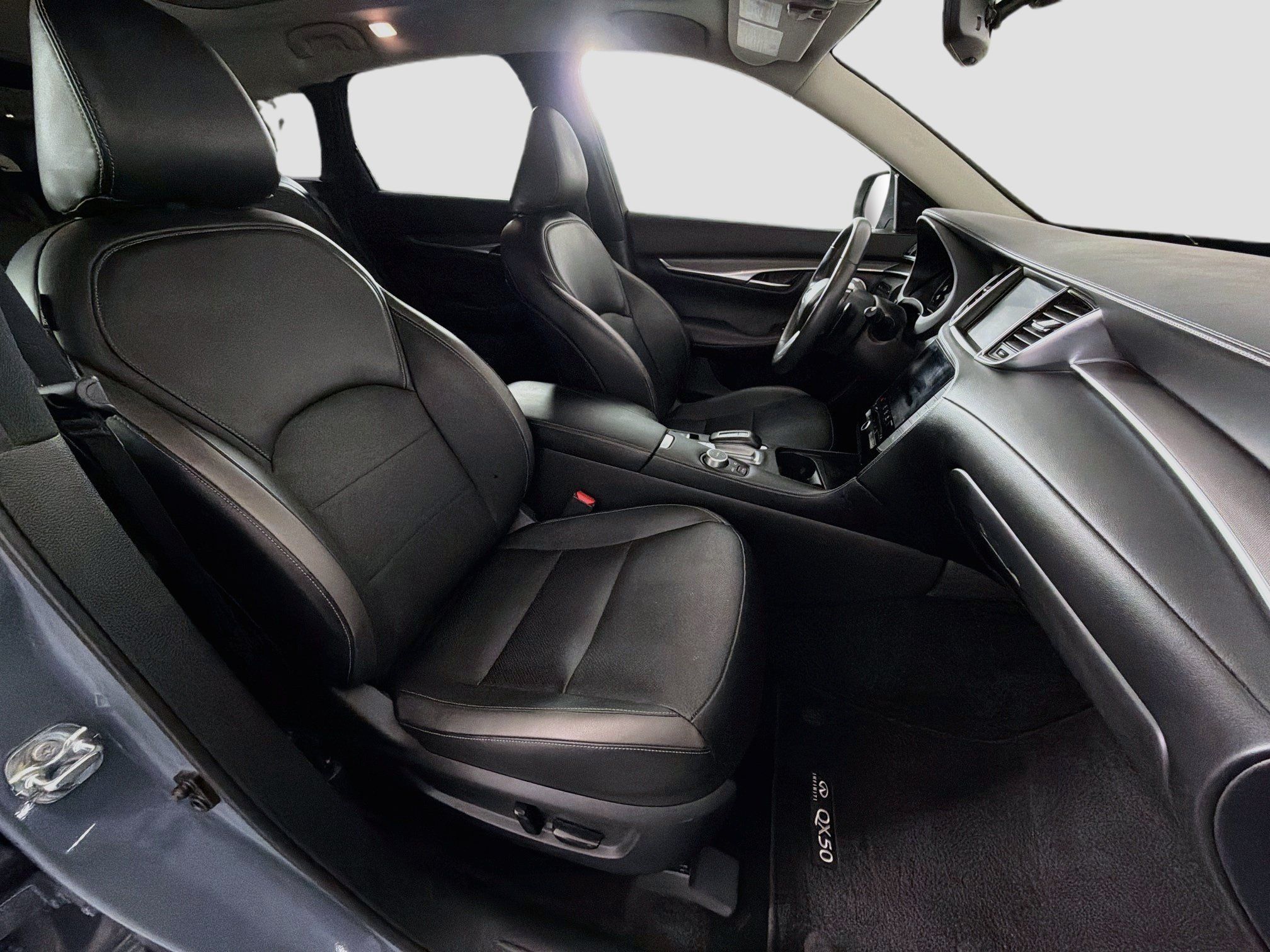 Used 2023 INFINITI QX50 Luxe FWD image 31