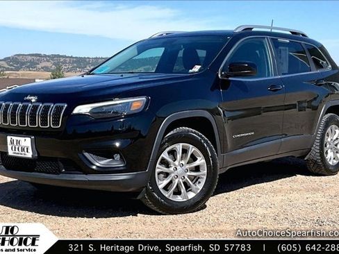 Used 2019 Jeep Cherokee Latitude w/ Popular Appearance Group AWD/4WD image 1