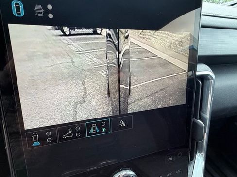 Certified 2025 GMC Acadia Elevation FWD image 39