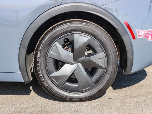 Used 2024 Toyota Prius Prime FWD image 10