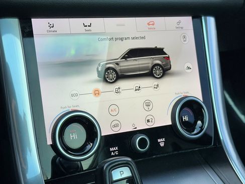 Used 2020 Land Rover Range Rover Sport HSE image 27