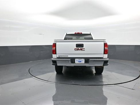 Used 2017 GMC Sierra 1500 2WD Regular Cab image 6