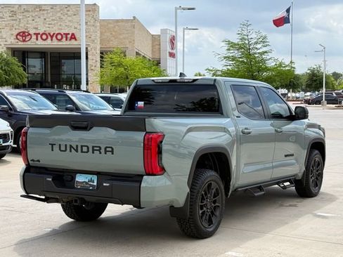 Used 2025 Toyota Tundra SR5 w/ SR5 Premium Package image 4