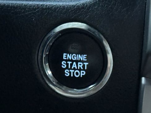 Used 2016 Toyota 4Runner Limited image 41