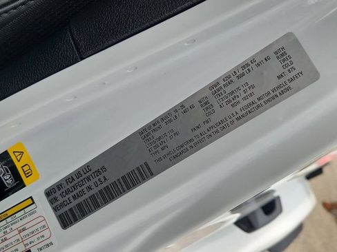 Used 2026 Jeep Wrangler Unlimited Rubicon image 33