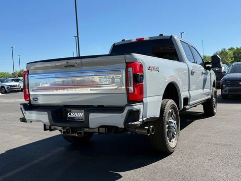 Used 2025 Ford F250 Platinum w/ Platinum Plus Package AWD/4WD image 5