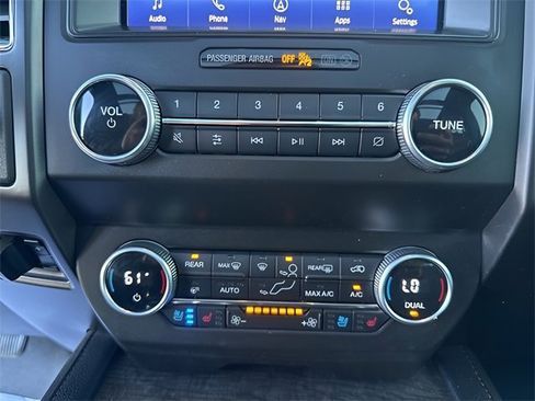 Used 2021 Ford Expedition Limited image 23