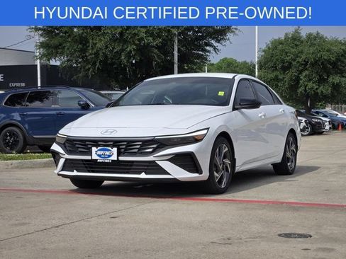 Certified 2025 Hyundai Elantra Sport FWD image 3