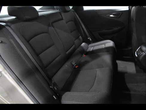 Used 2024 Chevrolet Malibu LT FWD image 18