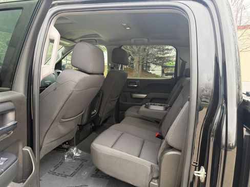 Used 2018 Chevrolet Silverado 1500 LT w/ All Star Edition AWD/4WD image 18