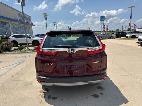 Used 2019 Honda CR-V LX image 6