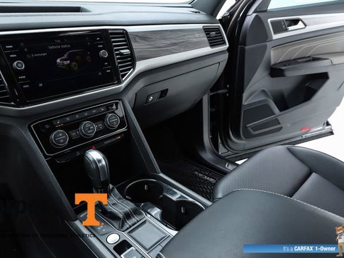 Used 2023 Volkswagen Atlas Cross Sport SE w/ Black Wheel Package FWD image 23
