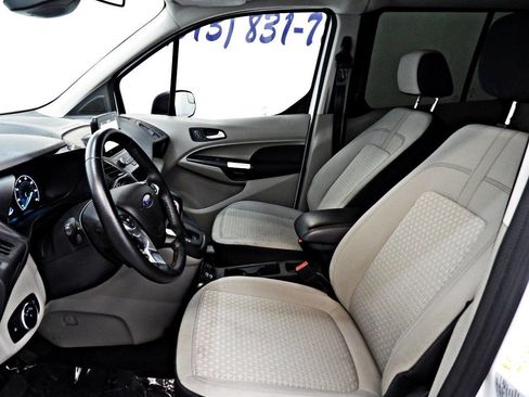 Used 2020 Ford Transit Connect XLT image 8