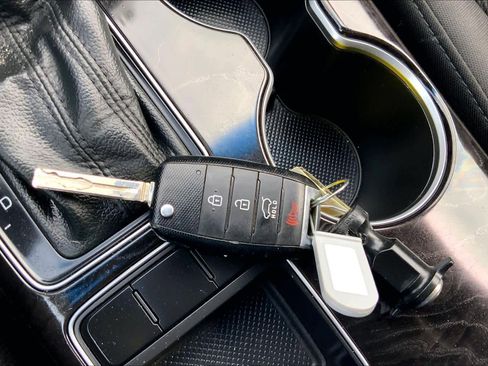 Used 2014 Kia Sorento LX image 14