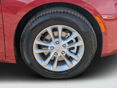 New 2026 Chrysler Pacifica Select image 9