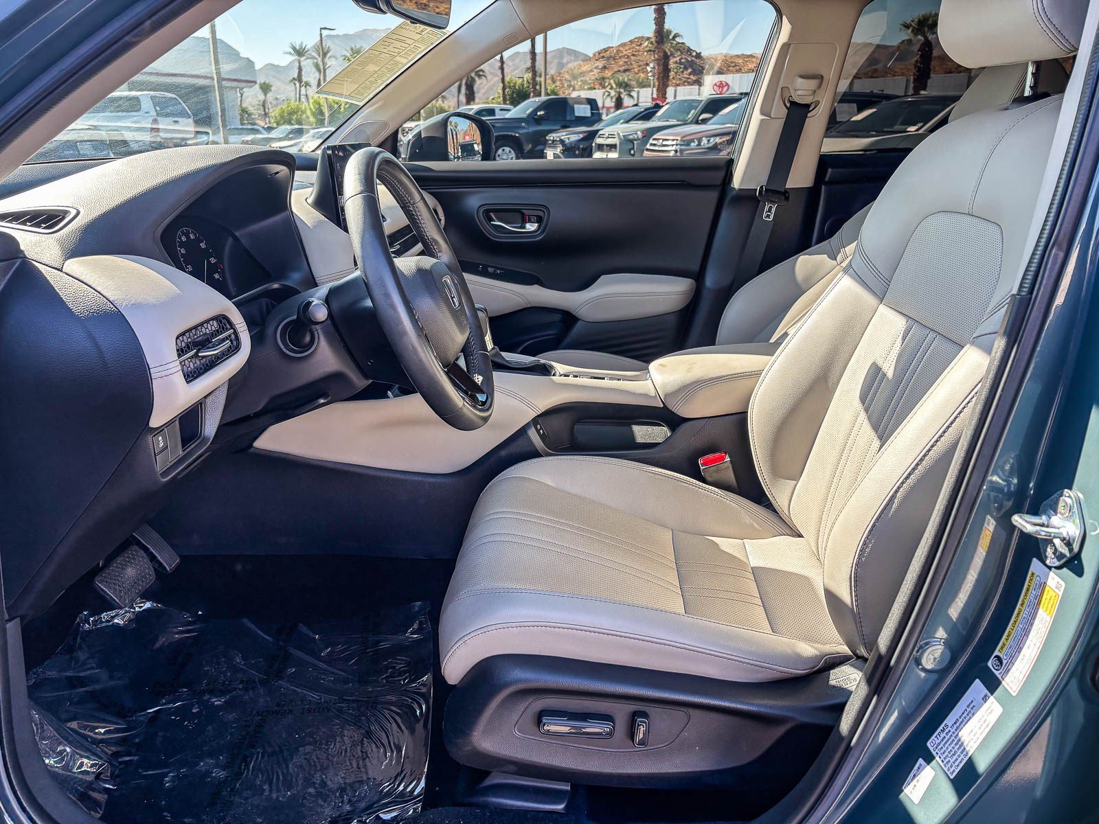 Certified 2025 Honda HR-V EX-L image 20